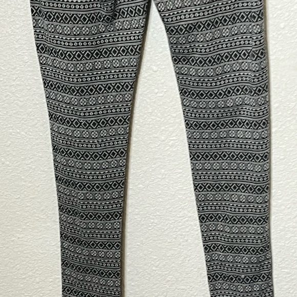 Kavu Gray/Black Leggings Sz Med - Picture 6 of 8